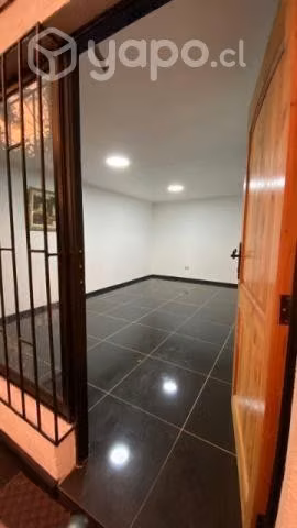 5 Dormitorios, 2 baños, Casa remodelada
