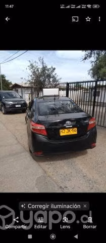 Toyota yaris 2015