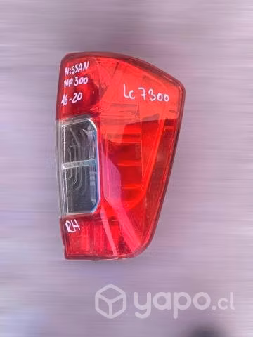 Foco trasero rh nissan np