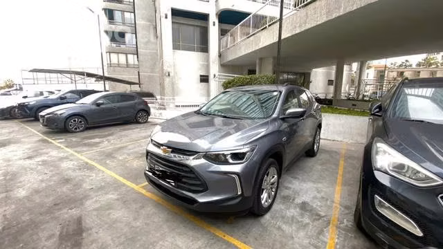 Tracker LtzAT1.2 turbo 2022 $12.800.000 - Imagen 8