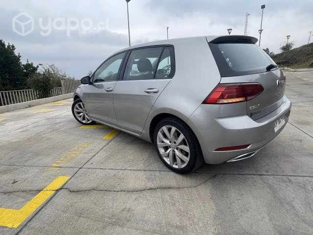 Se vende Golf TSI Highline 2018 2 dueños
