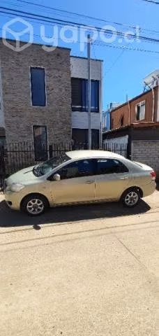 Vendo Toyota Yaris