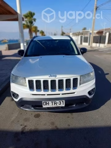Se vende Jeep