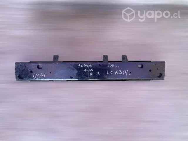 Refuerzo delantero toyota hilux 2016-2019