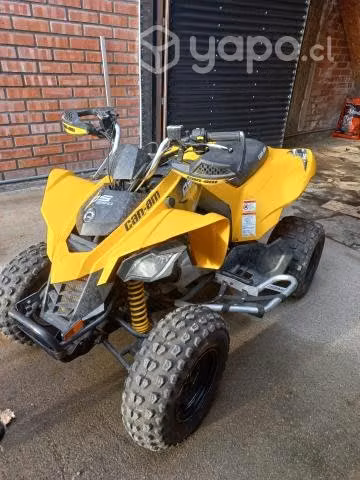 Cuatrimoto can-am