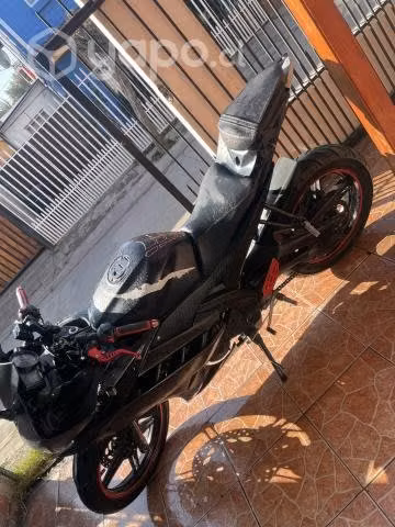 Yamaha r15 (2014) modificada