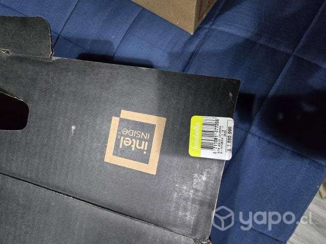 Notebook zenbook i7 16GB 1TB - Imagen 4