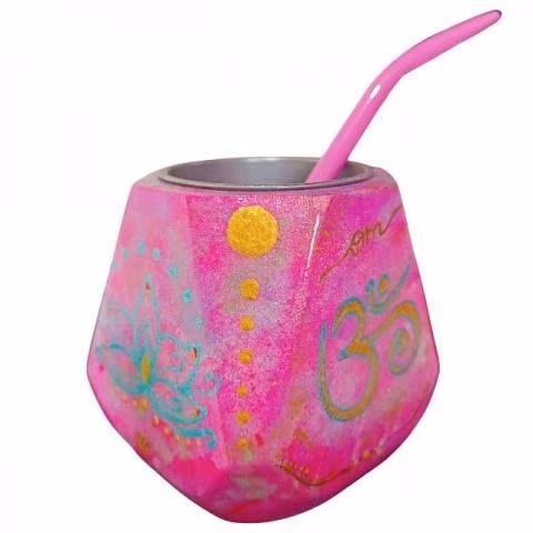 Mateamor. Mates de madera nativa pintados a mano
