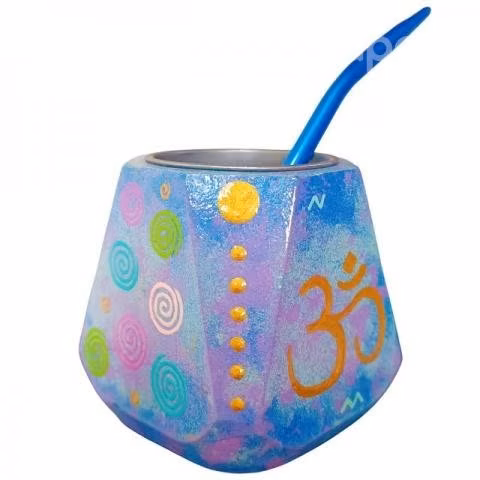 Mateamor. Mates de madera nativa pintados a mano