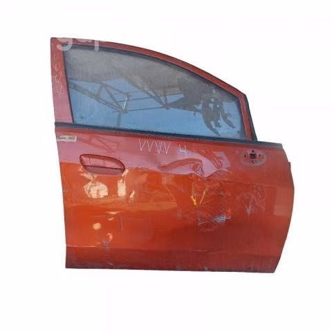 Vvvv4 puerta delantera derecha chevrolet sail 17