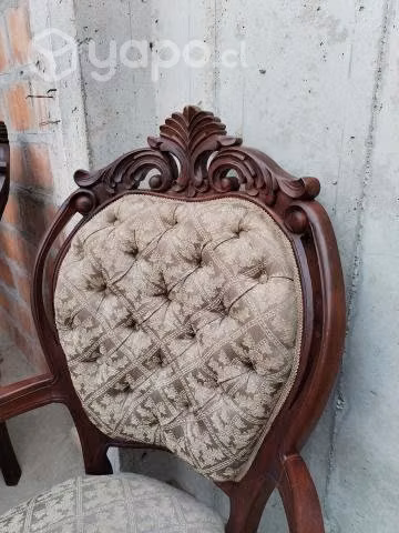 Comedor 8 sillas más 2 sitiales