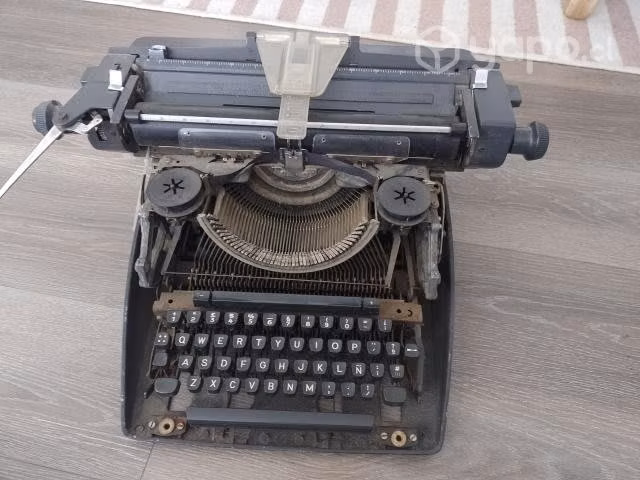 Maquina de escribir Olympia - Imagen 2
