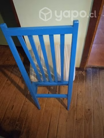 Sillas de madera