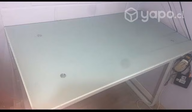 Vendo escritorio casi nuevo