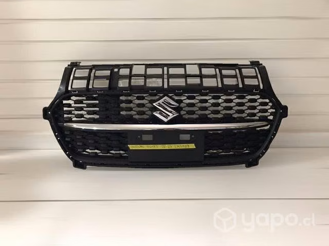 Máscara suzuki Swift 2023-2024