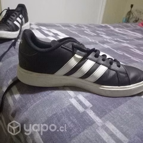 Zapatillas adidas - Imagen 3
