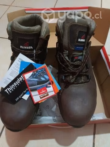 Zapatos de seguridad nuevos