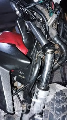 Vendo moto chocada