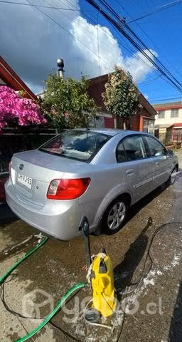 Kia rio Jb 2010 - Imagen 4
