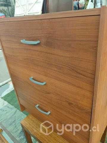 Comoda 3 cajón buen estado