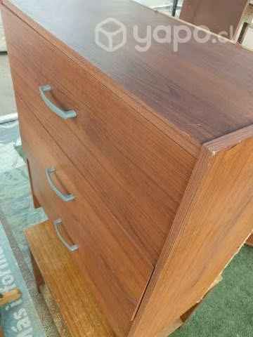 Comoda 3 cajón buen estado
