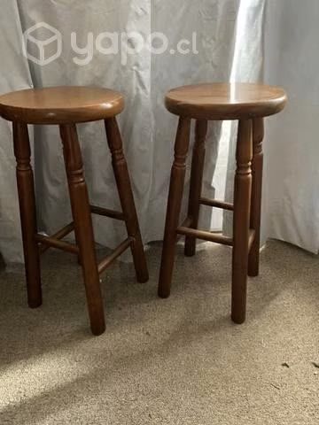Taburete de madera preciosos