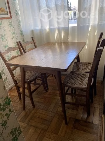 Comedor con cuatro sillas - Imagen 2