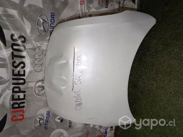 5826 CAPOT CHEVROLET SAIL 2017 detalle