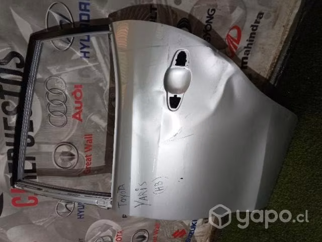 5900 puerta trasera izquierda toyota yaris hb deta
