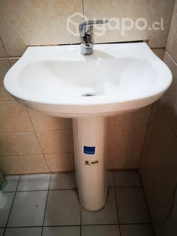 Vanitorio de baño blanco