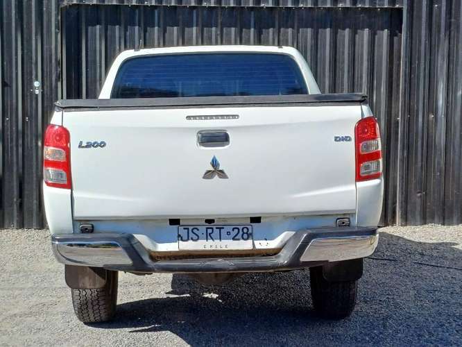 Mitsubishi L200 Work Cr 2.4 2017 - Imagen 6