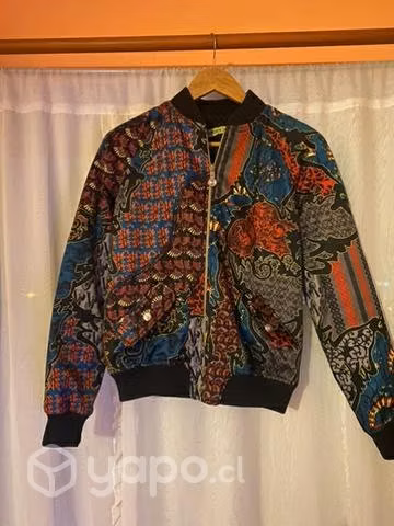 Bomber Versace, original, muy bella