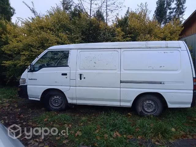 Se vende mitsubishi L300