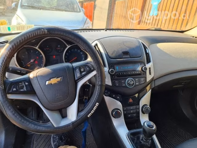 Chevrolet cruze II hb ls 1.8