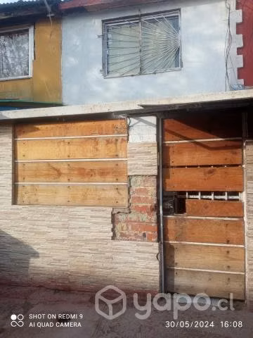 Arriendo casa en la pintana ... Santo tomas ...