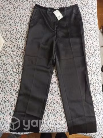 Jeans Mango color negro