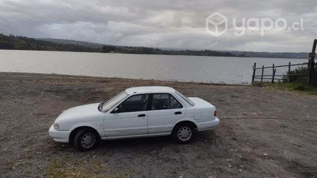 Se permuta NISSAN V16 SUPER SALOON
