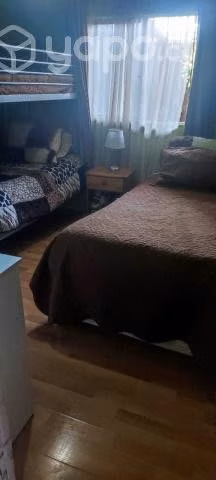Se vende amplia casa con negocio funcionando en la