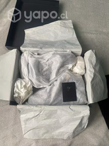 Giuseppe zanotti originales