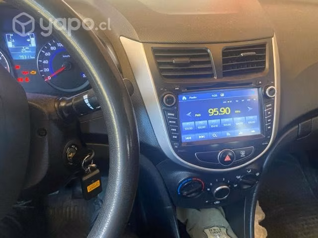 Hyundai accent, año 2016 - Imagen 2