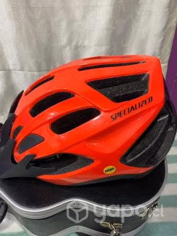 Casco Spacialized
