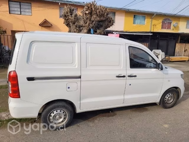 Se vende furgon chevrolet por renovación