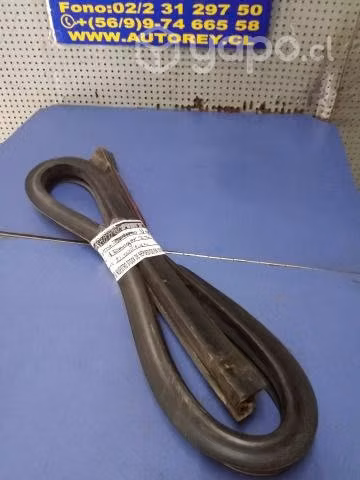 Goma contorno vidrio pta tras izq Ford Ranger 2.3