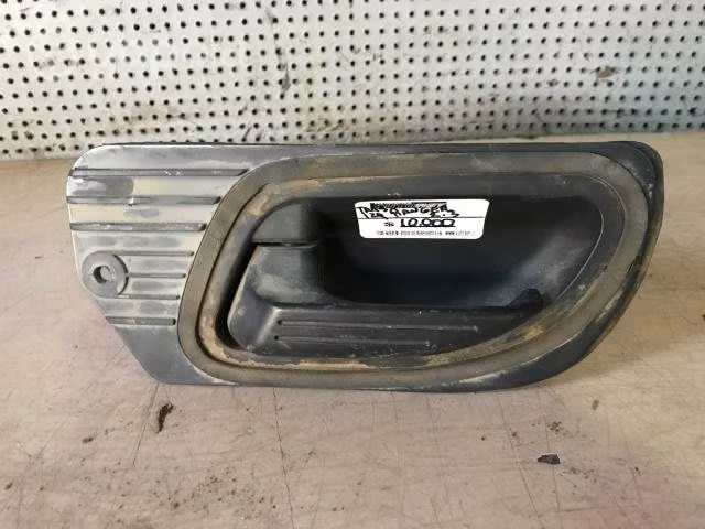 Manilla interior puerta trasera izq Ford Ranger