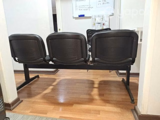Banqueta / silla sala de espera tapizada