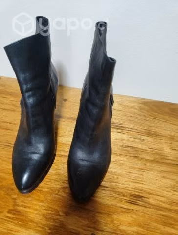 Botin cuero diseño. - Imagen 2