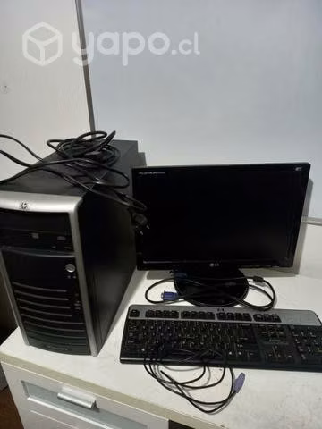 PC de escritorio para habilitar, enciende