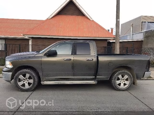 Camioneta Dodge RAM 1500 - Imagen 4