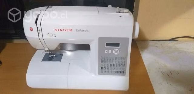 Maquina de coser singer, digital
