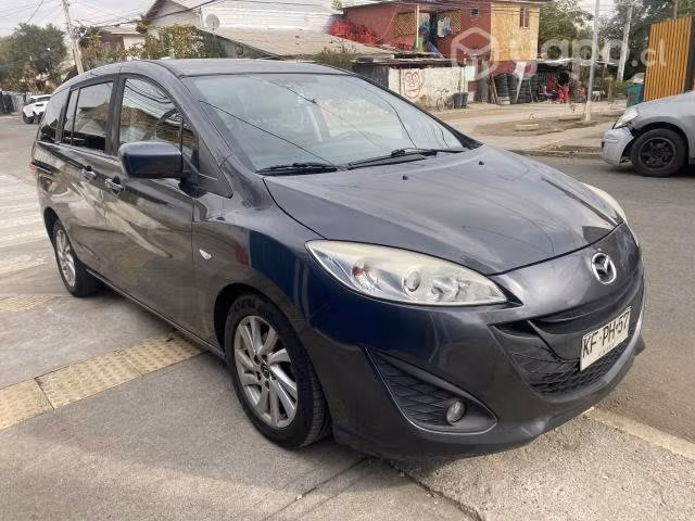 Se vende Mazda 5 año 2018